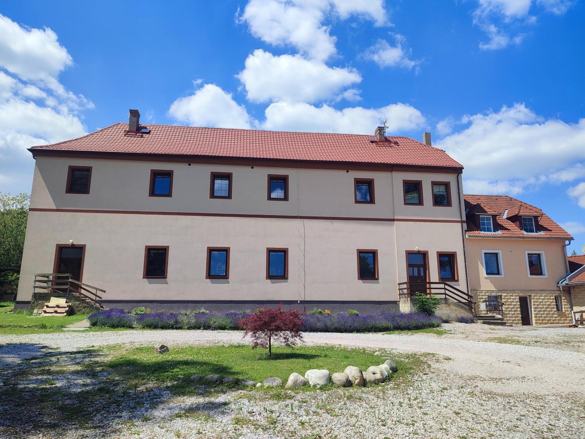 Ferienwohnung Zamecek Cerov Jičín Exterior foto